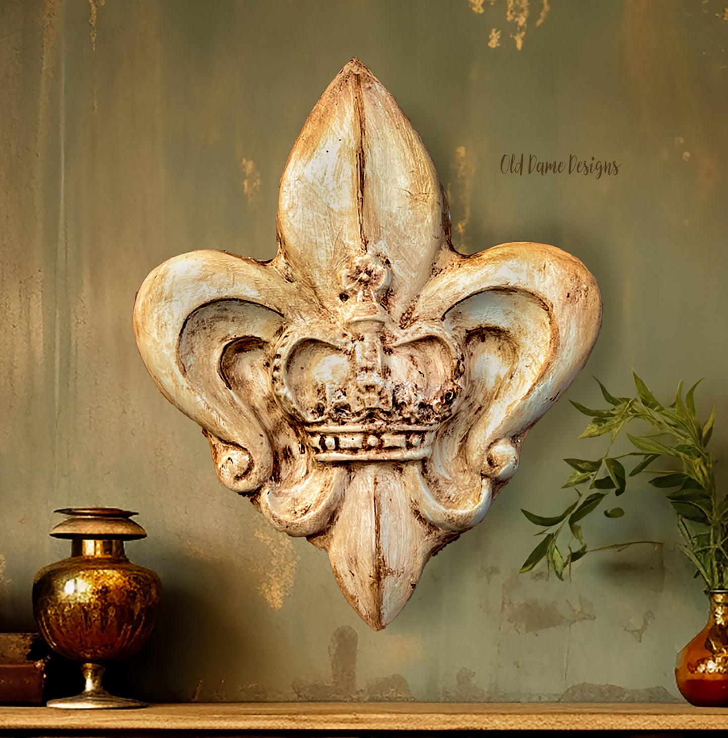 Fleur de Lis Wall Plaque with Crown * European Statues * Old World Design *