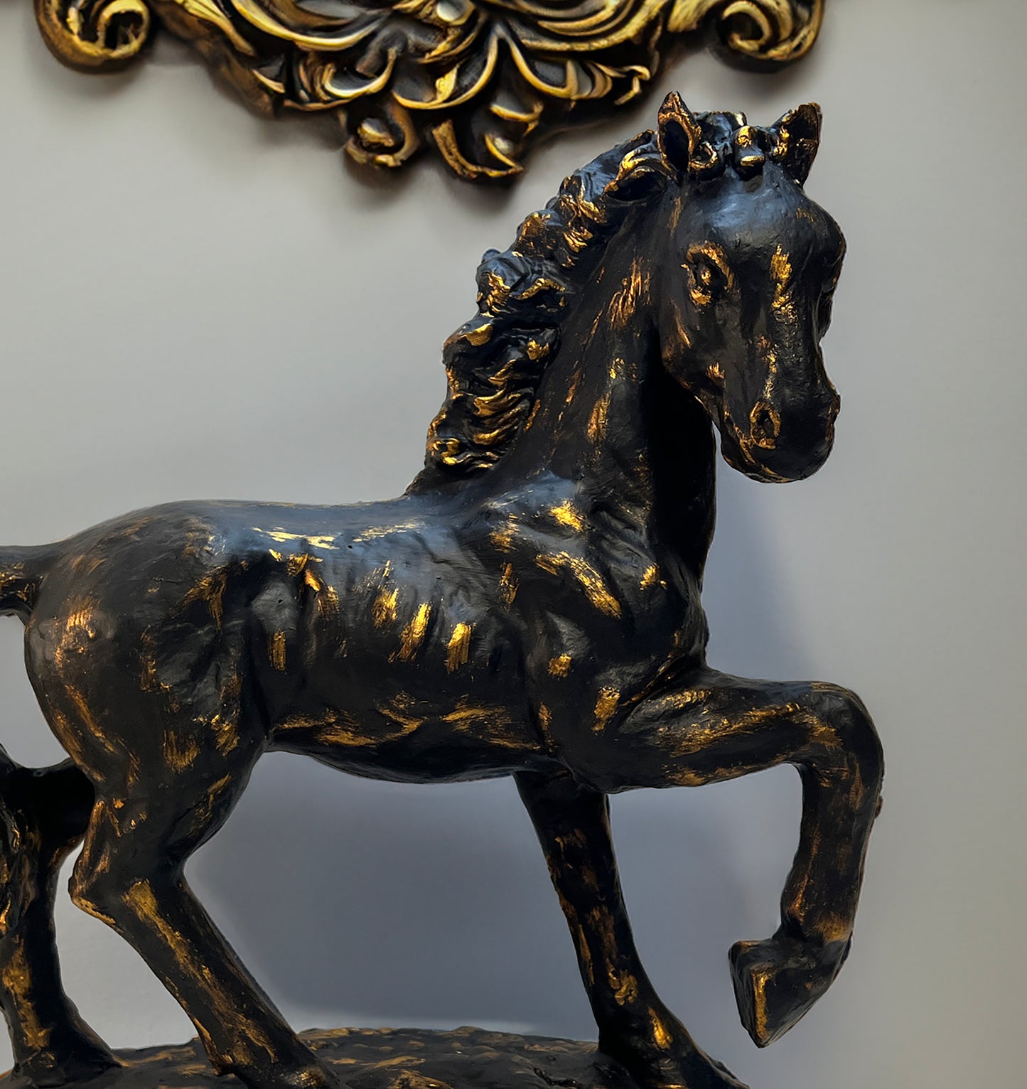 Black & Gold Large Horse Statue Figurine * Royal Home Decor *