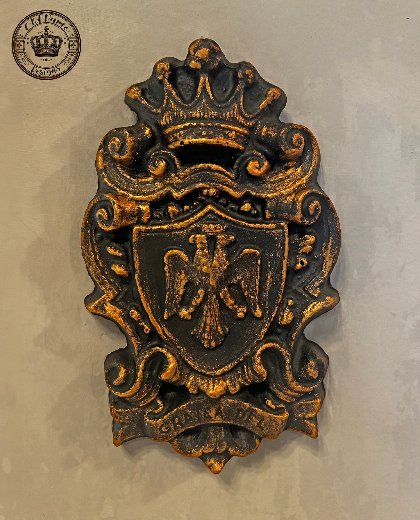 Shield of Armor Wall Plaque * Eagles * Crown *