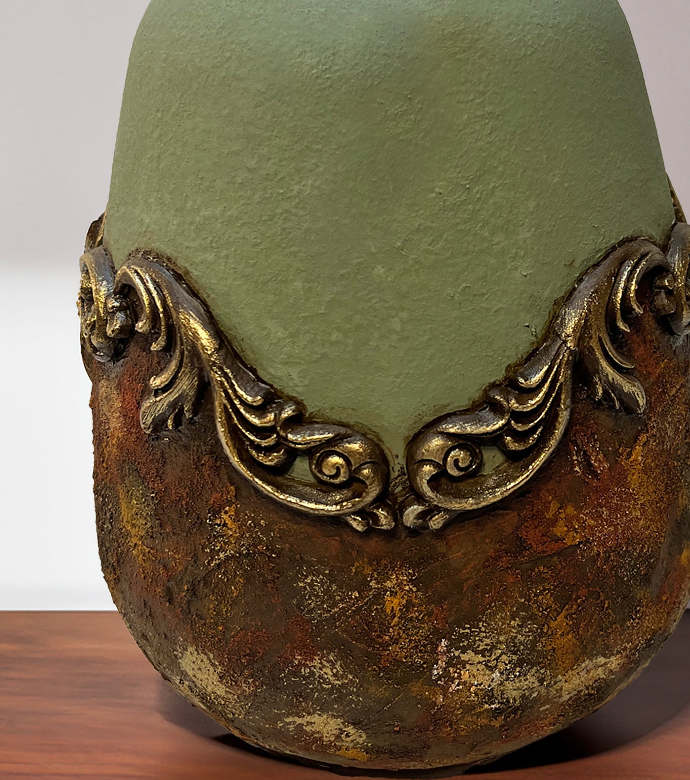 Beautiful Hand Designed Ornate Vase * Original *