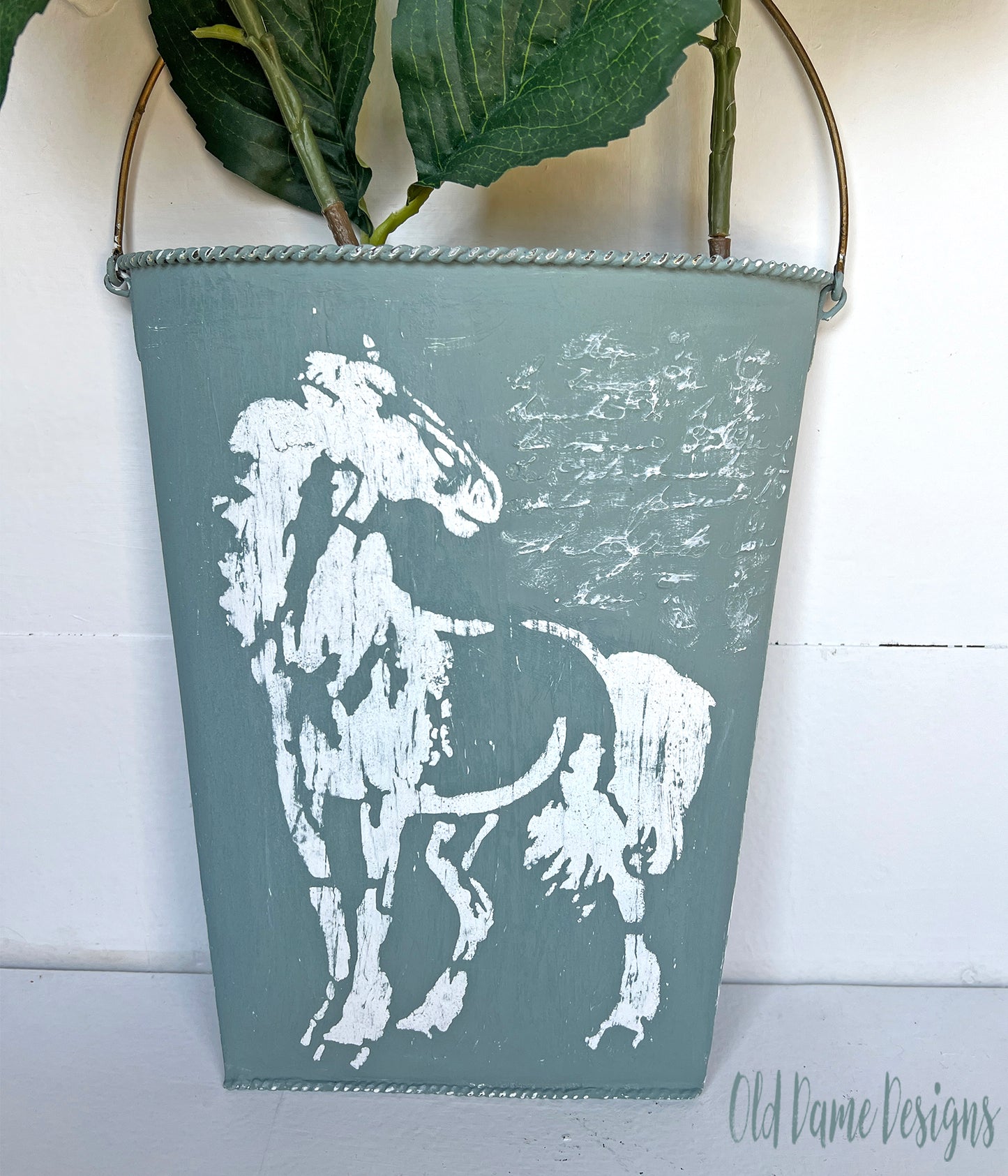 Metal Wall Pocket Spring Summer Planter * Horse Decor *